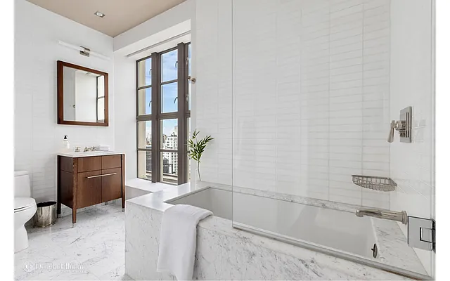 Rented by Douglas Elliman | media 26