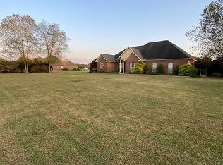 23 Cobblestone Dr, Caledonia, MS 39740