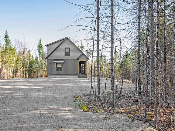 3rd image of 131 Mountain View Road