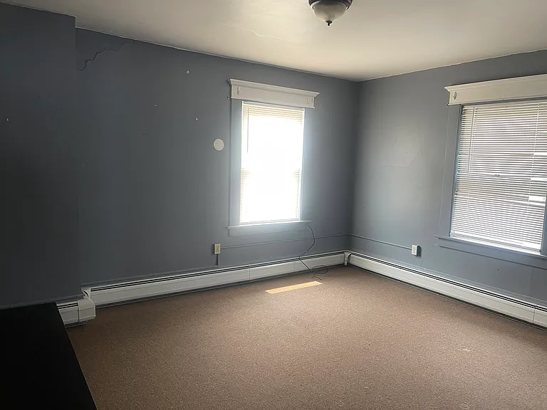 17 White St — Photo 8
