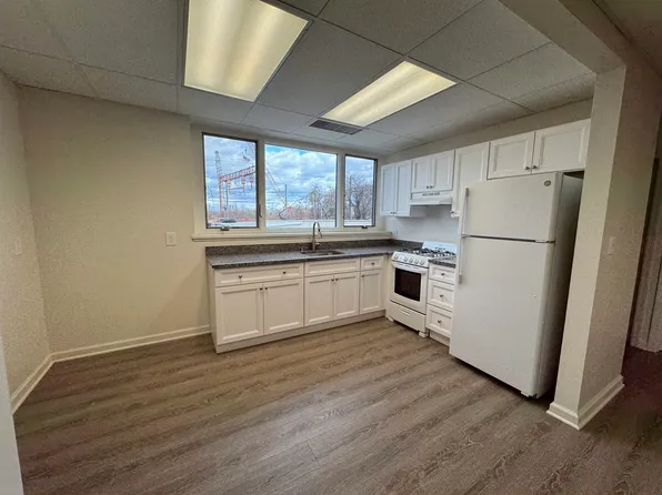 50 Lewis Avenue image 1 of 10