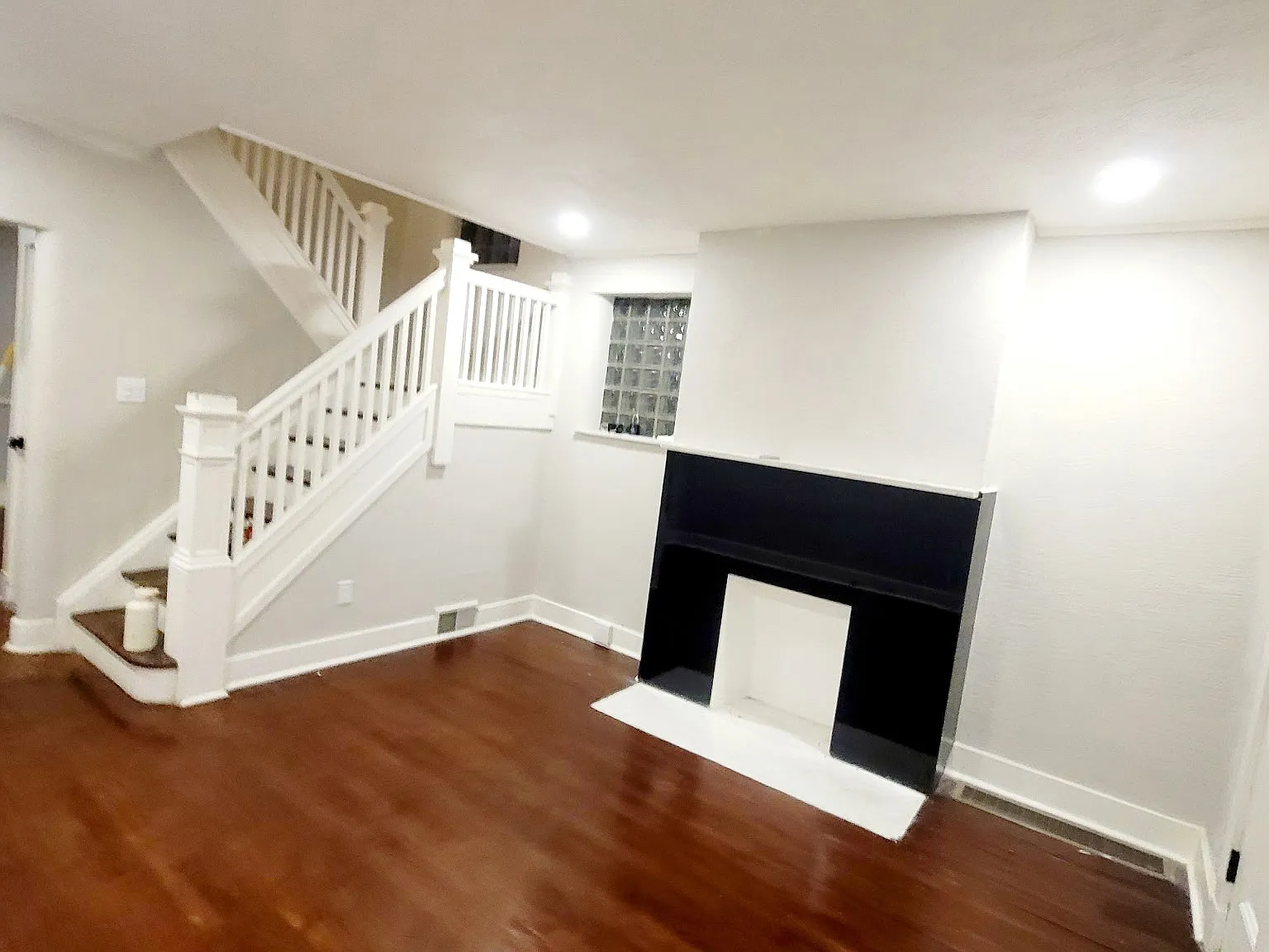 3 bed, 1494 sqft, $2,200 — Photo 2