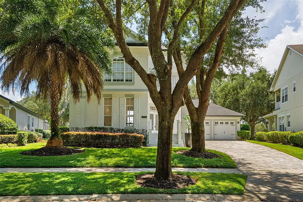 5 bed, 4.5 bath, 3058 sqft, $10,000 — Photo 2