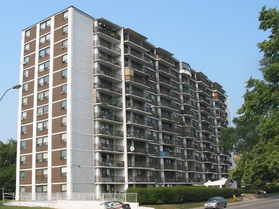 Building Photo 4