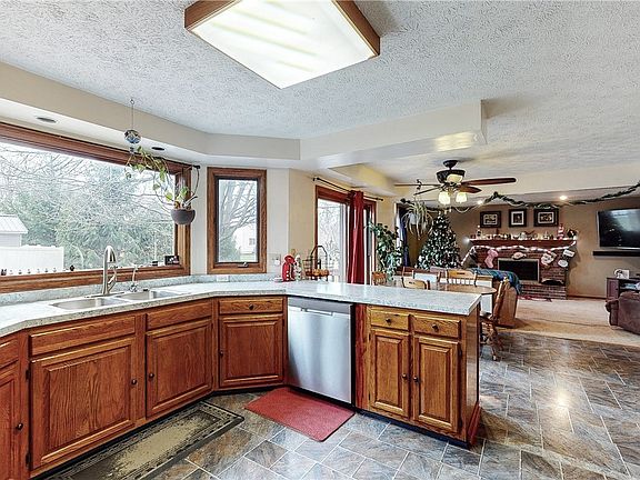 2nd image of 5085 Heather Ann Cir