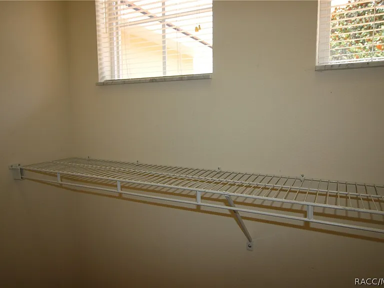1600 W Spring Meadow Loop — Photo 26