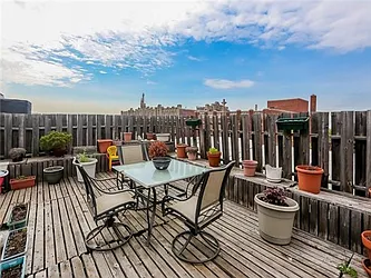 Sold by Avenue Sotheby's International Realty