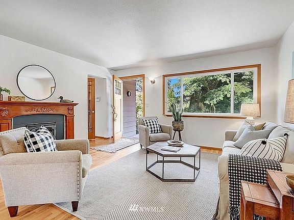 4th image of 6610 47th Street Ct W
