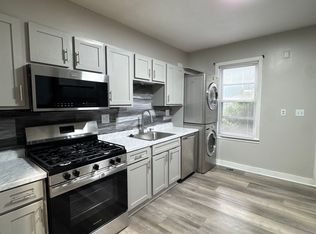 39 Oakwood St APT 1, Boston, MA 02124