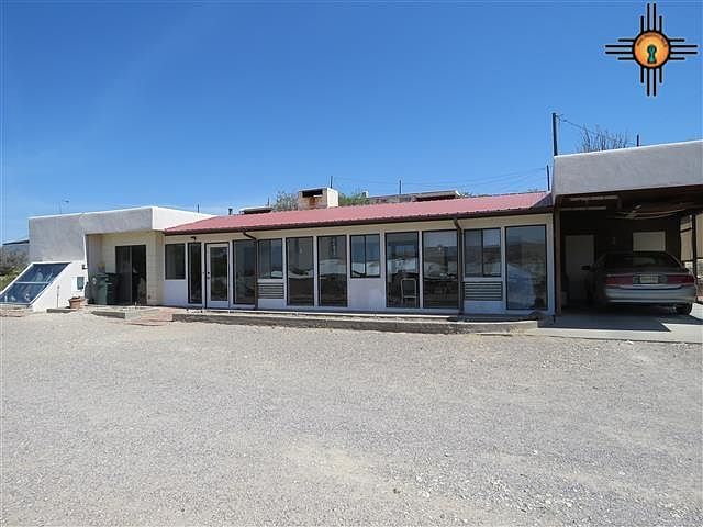 1st image of 802 Lucky St