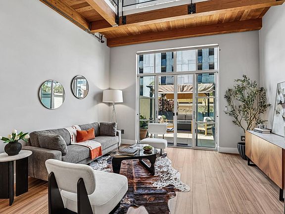 4th image of 333 Santana Row APT 206