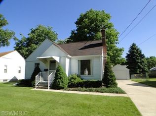 724 Buckingham St SW, Wyoming, MI 49509