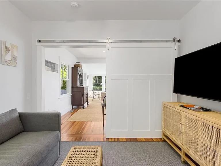 47 Longfellow Rd — Photo 21