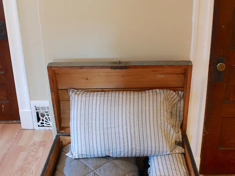 4424 Oakland Ave #2W — Photo 7