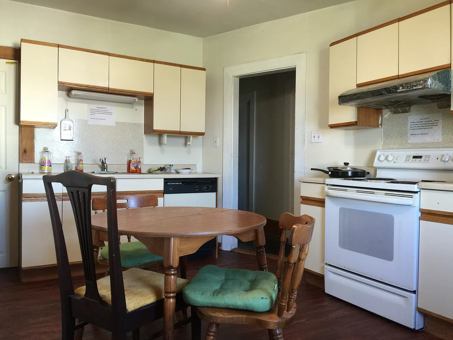 4 bed, 1.5 bath, $750 — Photo 1