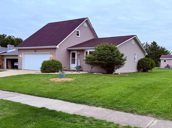 1225 Florian Ave, Mt Zion, IL 62549