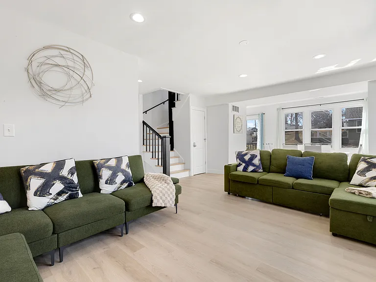 26415 W Beach St — Photo 5