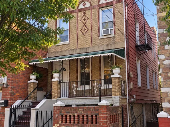 932 E 217th Street, Bronx, NY 10469