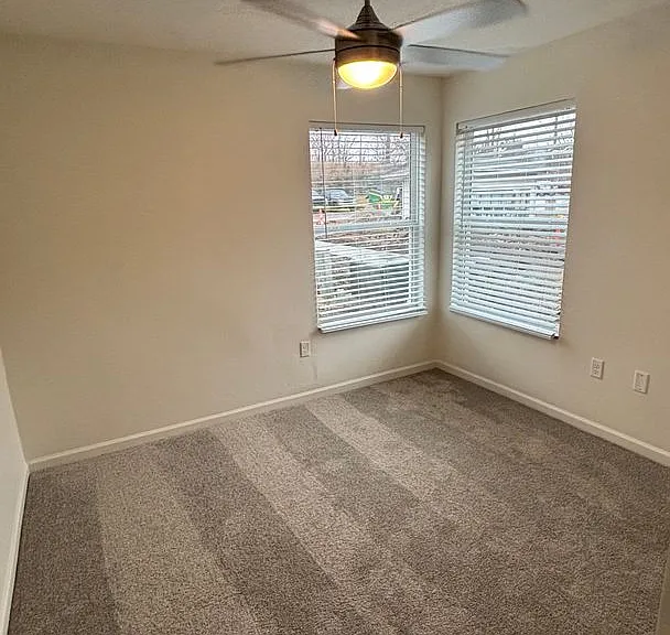 Cottonwood Creek Apartments — Photo 19