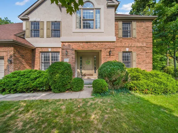 7708 Kinneytuck Ct, Lewis Center, OH 43035