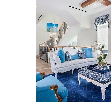 3rd image of 1764 Gulf Shore Blvd N