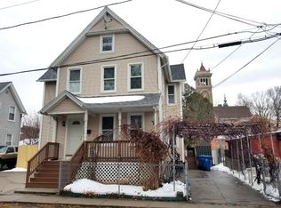 15 Cottage St, West Springfield, MA 01089