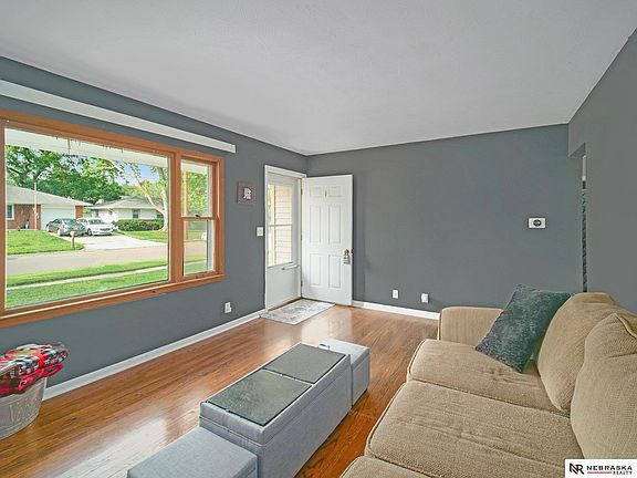 3rd image of 7130 Garland St