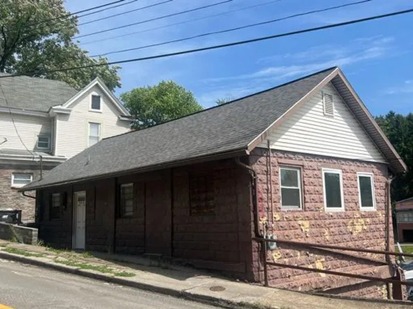 664 Willey Street, 664 Willey St #U, Morgantown, WV 26505