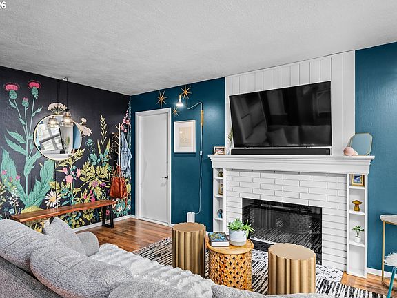 2nd image of 1343 Piedmont St