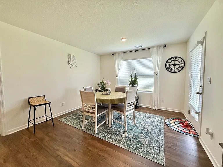 117 Crescent Cir — Photo 15