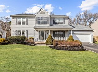 38 Bryce Canyon Rd, Howell, NJ 07731