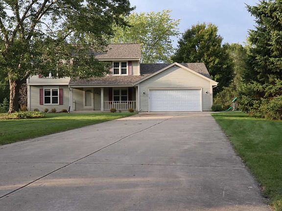 2nd image of 2910 W Woodward Dr