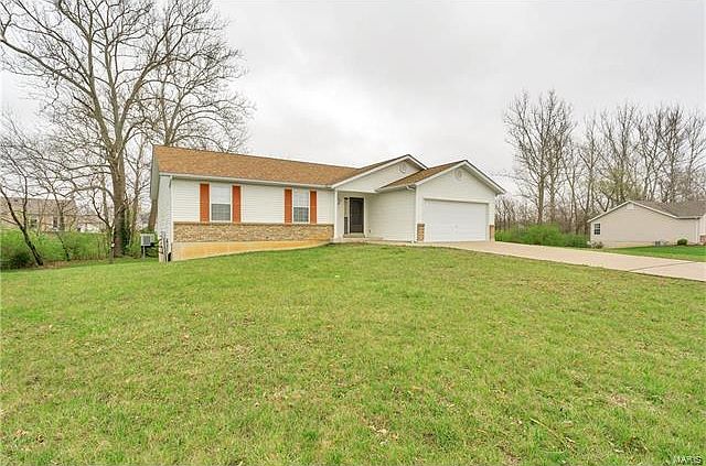 1st image of 111 Robin Hood Dr