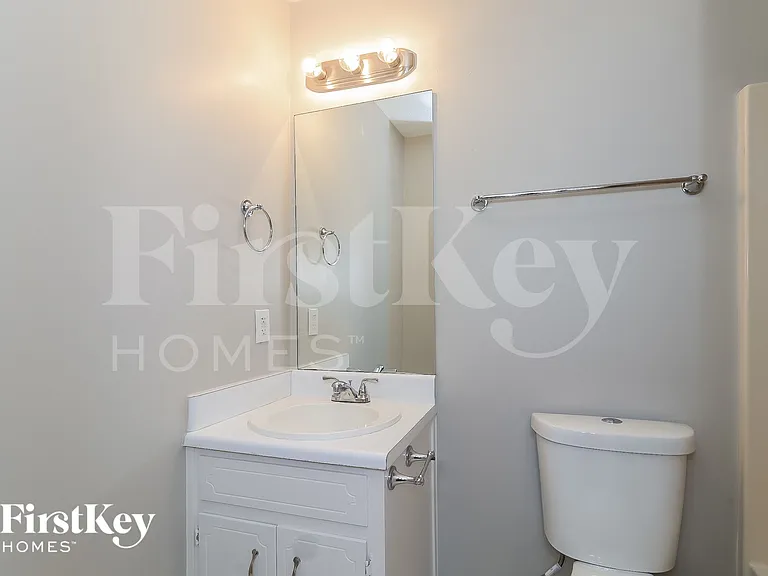 2570 Paul Thomas Dr — Photo 13