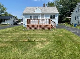7126 Michael Rd, Orchard Park, NY 14127
