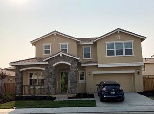 812 Roadrunner Way, Vacaville, CA 95688