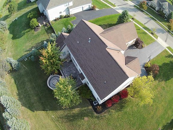 3rd image of 9634 Gibson Dr