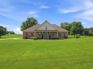 50 Meadow Ridge Ln, Rogersville, AL 35652