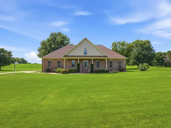 50 Meadow Ridge Ln, Rogersville, AL 35652
