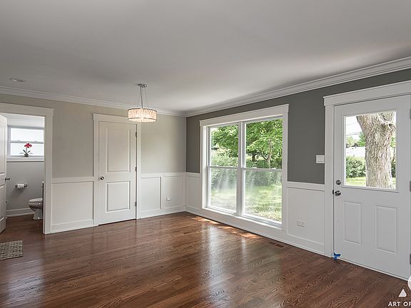2nd image of 12467 Moody Ave
