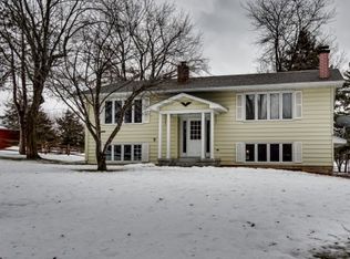 1061 70th Ave, Roberts, WI 54023