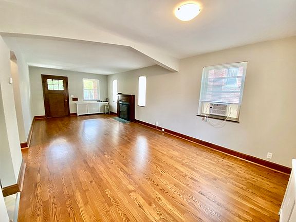 2nd image of 1530 Barvac Ave