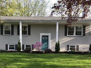 22 Birchwood Dr, Fredonia, NY
