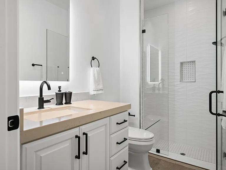Bedroom 3 bathroom
