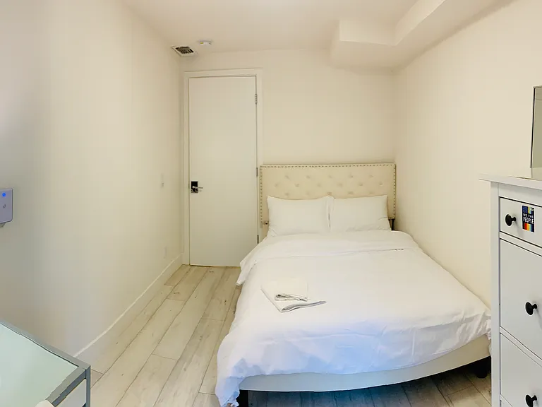 753A Capp St #1 — Photo 6