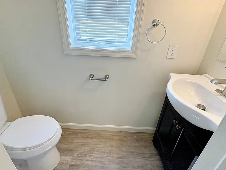 518 E Cumberland St — Photo 14