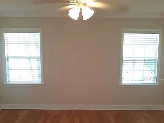 4th image of 150 E High St