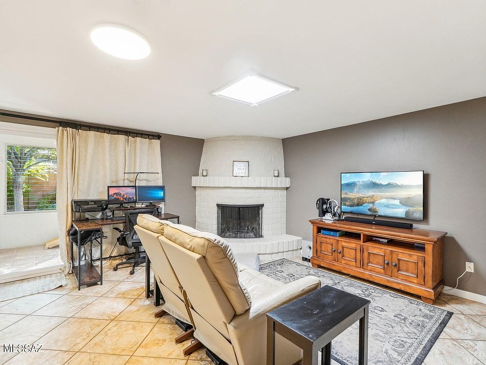 1st image of 9022 E Sierra St