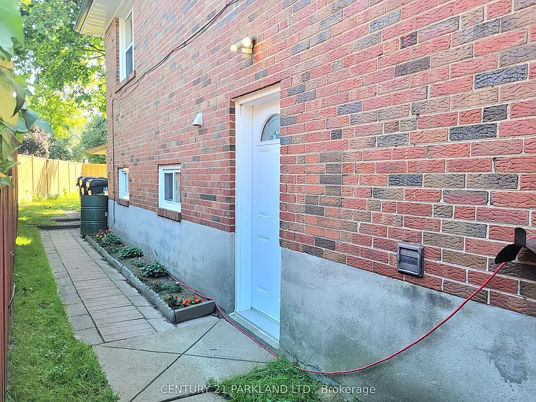 2 Davis Downs Pl — Photo 17
