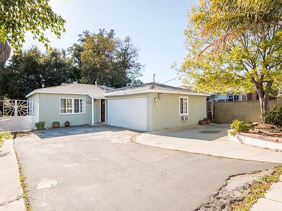 2nd image of 12911 Glenoaks Blvd